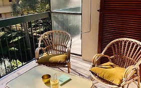 Charmant T3 au milieu des pins, terrasse sud, vue mer, plage à pieds, fibre et garage privé inclus